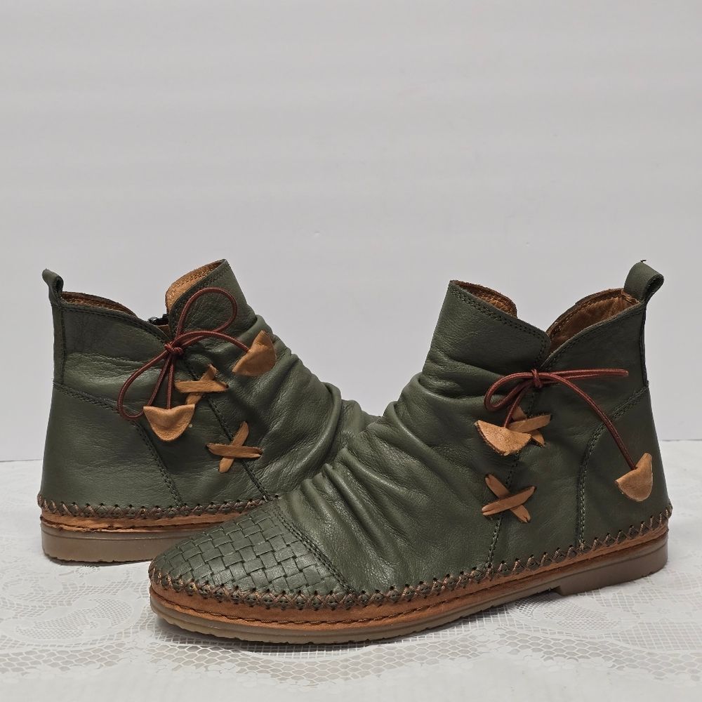 NEW Spring Step Pomeroy Women's Booties Olive Green Genuine Leather size 7.5
